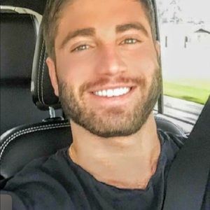 Meet your Posher, Damian